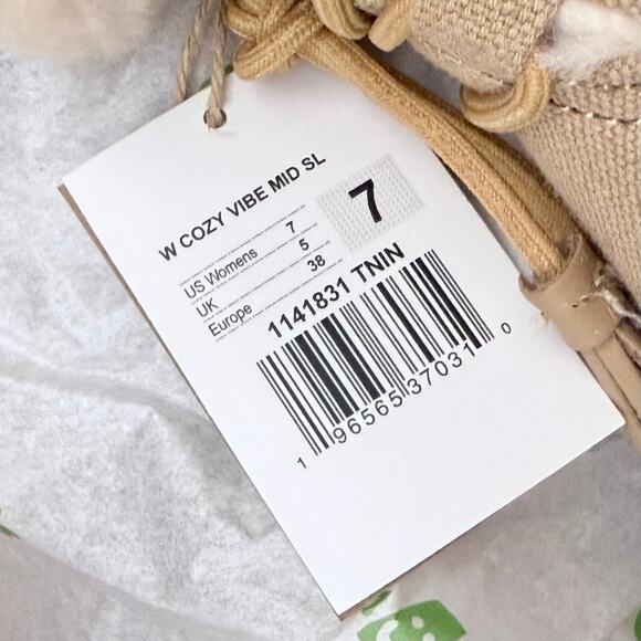 NIB Sanuk Cozy Vibe Mid SL Boots Booties 7M Tannin - Picture 11 of 12